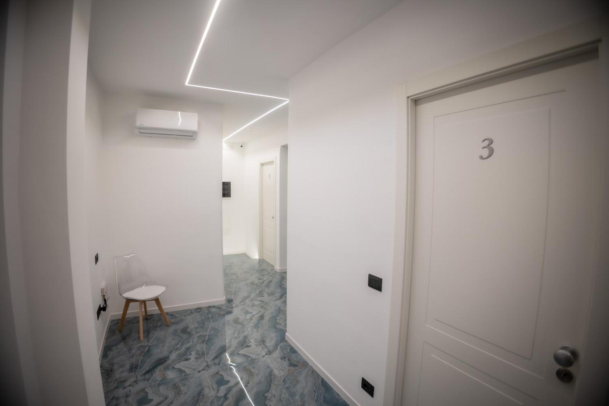 Fp Suite Naples Luaran gambar