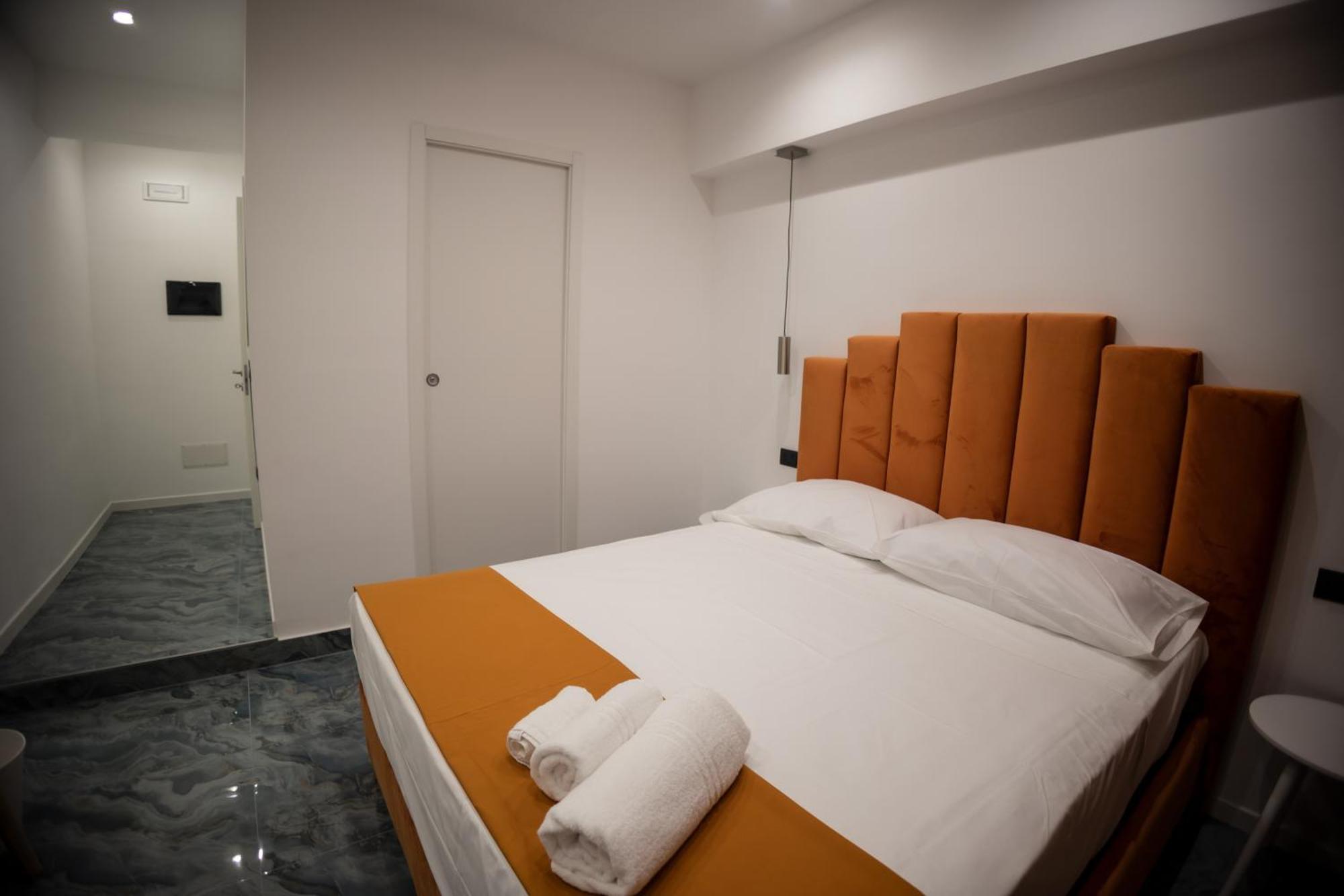 Fp Suite Naples Luaran gambar